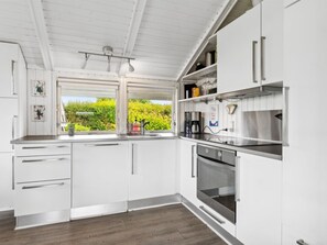 Fridge, microwave, oven, dishwasher - "Lauha" - 400m from the sea by Interhome (Ebeltoft)