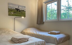 3 室のベッドルーム、旅行用ベビーベッド、WiFi (無料)