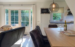 Dining - Cozy home in Paasloo with WiFi (Paasloo)