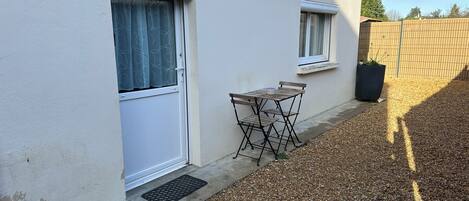 Classic Quadruple Room, 2 Double Beds, Non Smoking, Private Bathroom | Terrace/patio