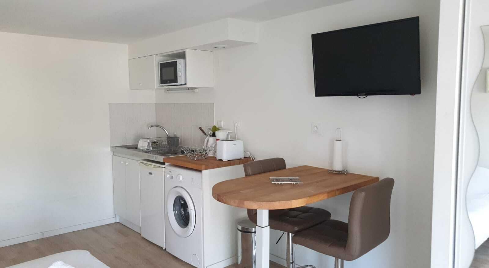 Classic-Doppelzimmer, Nichtraucher, eigenes Bad | Eigene Küche | Kühlschrank, Mikrowelle, Herdplatte, Wasserkocher