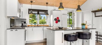 "Nauka" - 400m to the fjord by Interhome