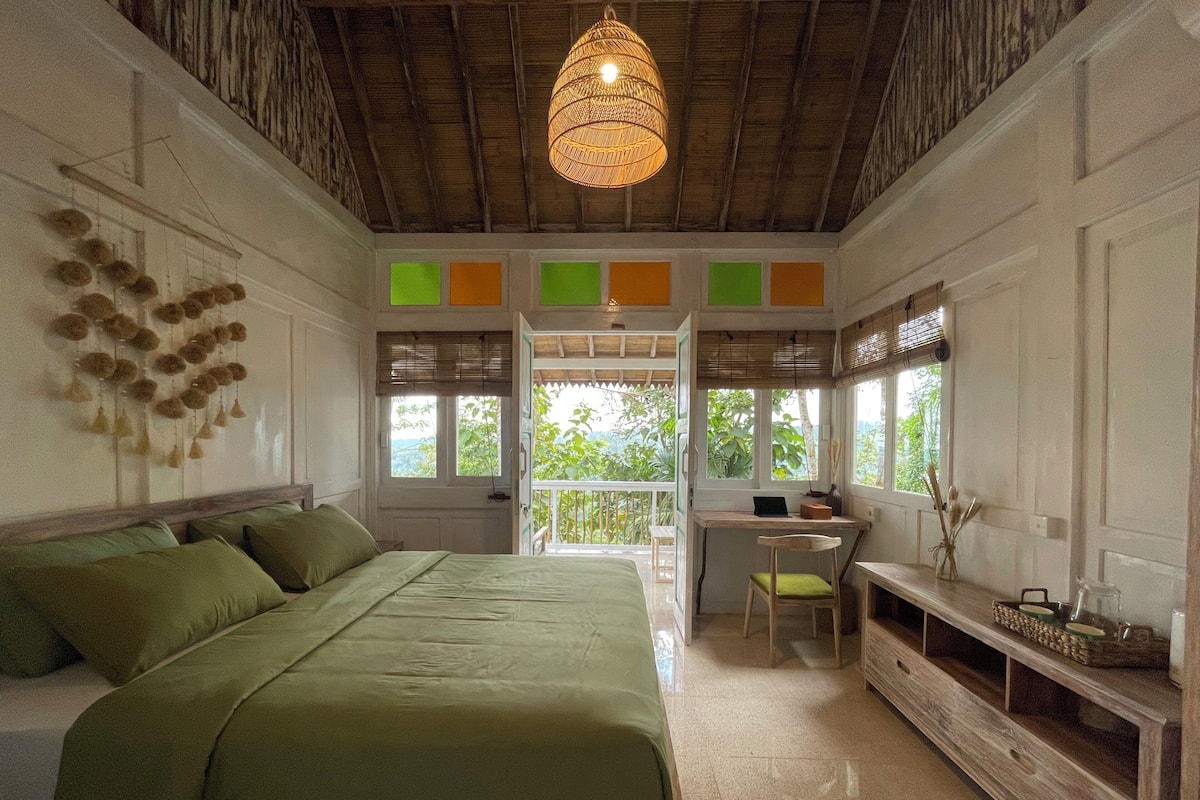 In-room safe, desk, laptop workspace, free WiFi