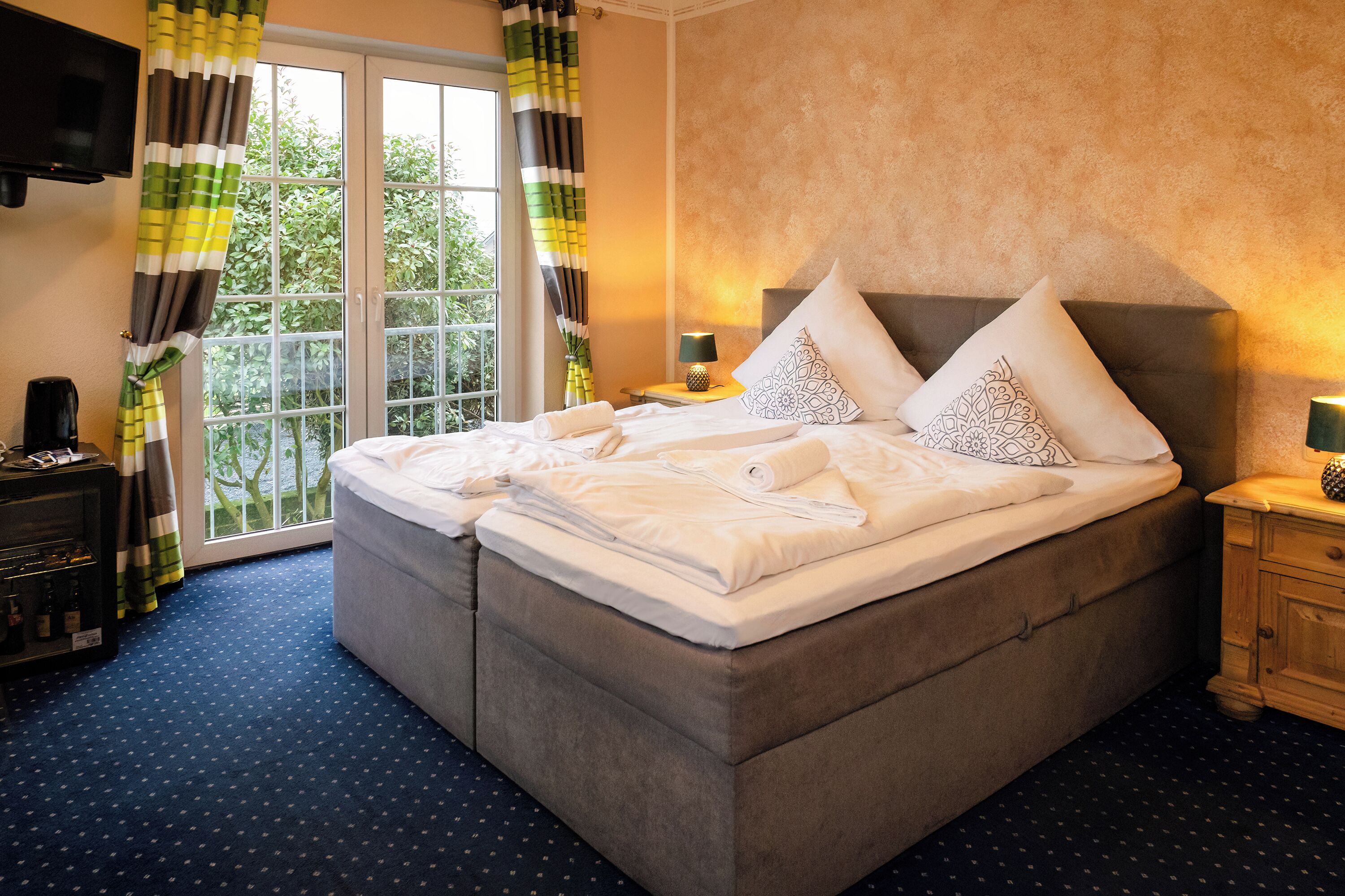 Deluxe tweepersoonskamer | Een bureau, gratis wifi