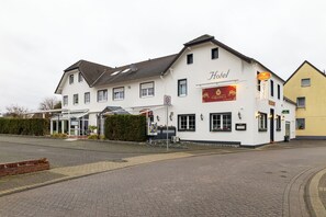 Front of property - Hotel Restaurant Narasinga  (Wassenberg)