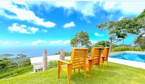 Pemandangan dari hartanah