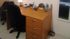 Interior - Comfortable 1-bedroom apartment, sleeps up to 4, close to marina and nightlife. (QAWRA)