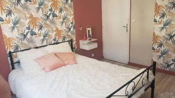 3 Schlafzimmer, Bügeleisen/Bügelbrett, Reisekinderbett, WLAN