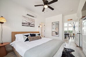 3 quartos, escrivaninha, Wi-Fi de cortesia, roupa de cama