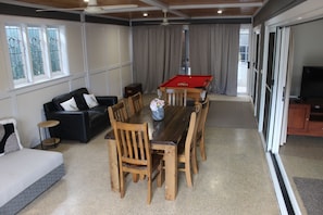 Games room - Modern Garden Getaway close to Burwood, 2 BR, WiFi, Parking and Pool! (Enfield)
