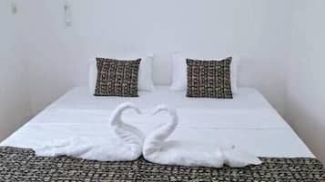 3 chambres, fer et planche Ă repasser, Wi-Fi, draps fournis