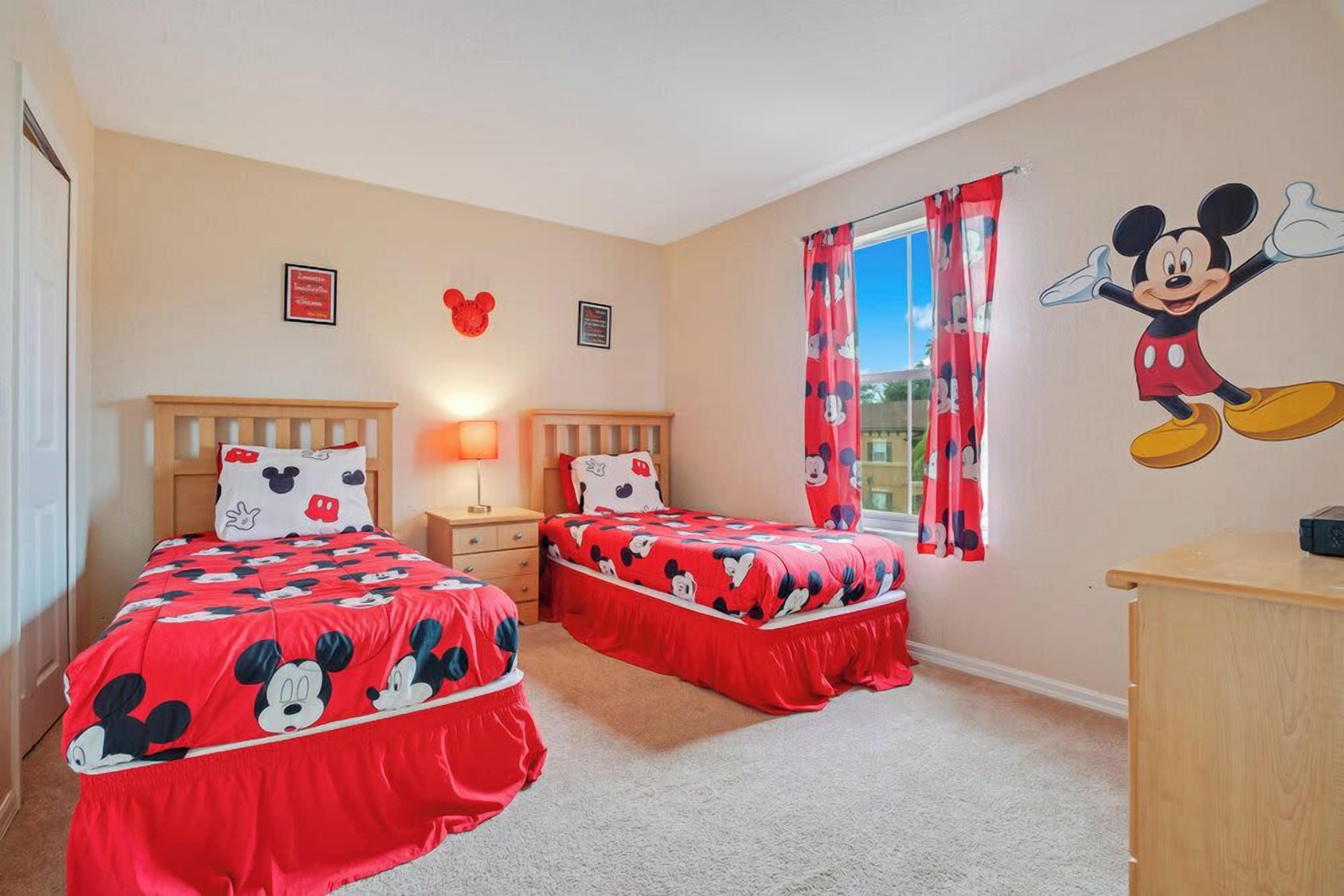 4 Schlafzimmer, Bügeleisen/Bügelbrett, WLAN, Bettwäsche
