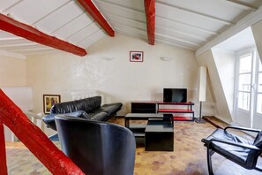 Téléviseur, bureau