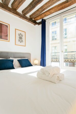 1 soverom, skrivebord, strykejern/-brett og wi-fi (inkludert)