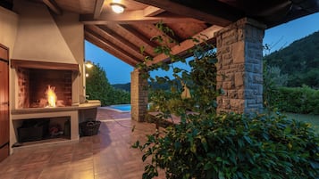 BBQ/picnic area