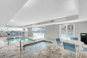 Piscine couverte, piscine chauffée