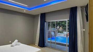 Design Room | Desk, free WiFi, bed sheets