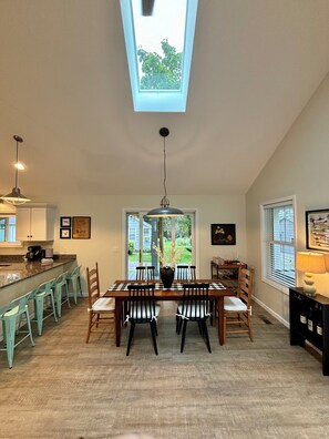 Dining - Year-Round Fun at our Like-New Lakeside Retreat! (Honeoye)