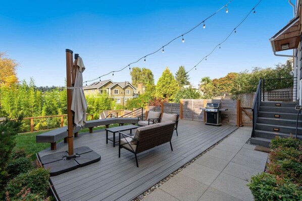 Terrace/patio - 1BDR Lux Queen Anne | Sleeps 4 (Seattle)