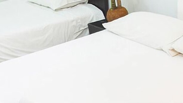 Basic Double or Twin Room, City View | Desk, WiFi (free) - Total palacio del rey (Duitama)