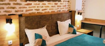 Hirot Tashkent Hotel 