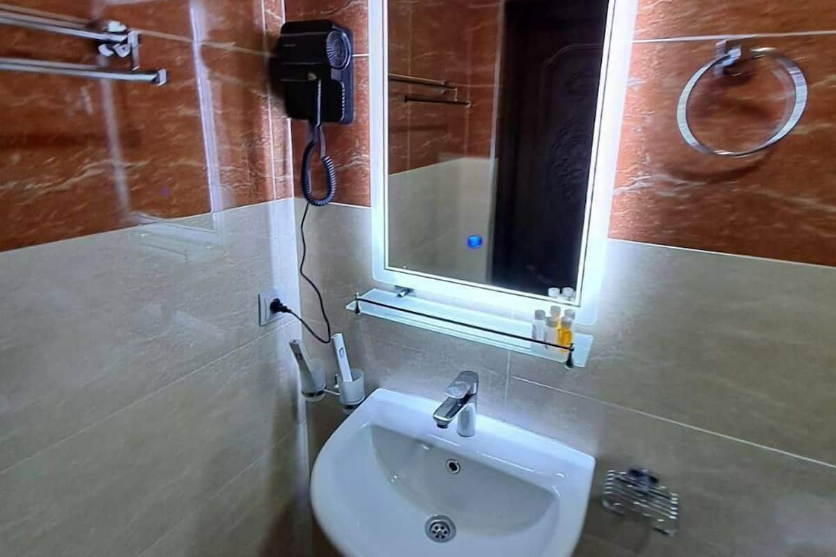 Standard Twin Room, City View | Free WiFi