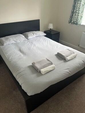 3 Schlafzimmer, Bügeleisen/Bügelbrett, WLAN, Bettwäsche