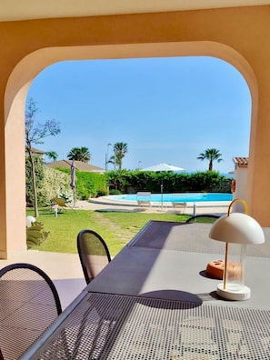 Outdoor dining - TEDIMO MARE (Marina di Ragusa)