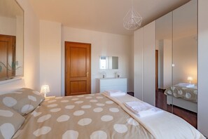 3 Schlafzimmer, Zimmersafe, Reisekinderbett, kostenloses WLAN