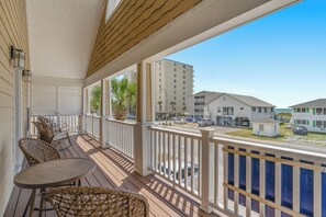 Terrace/patio - Beachy Keen - Across the Street from Beach! (North Myrtle Beach)