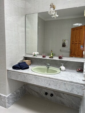 Bathroom - Villa Estrella Polar (Teguise)