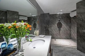 Room - Ningyu Lianchuang Business Hotel (Ning'er)