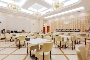 Restaurant - Vienna International Hotel (Guangzhou Xintang High Speed Railway Station Cowboy City Branch) (Guangzhou)