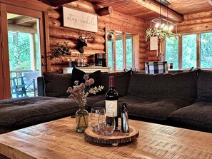 Smart-TV, peis, videospill og fotballspill