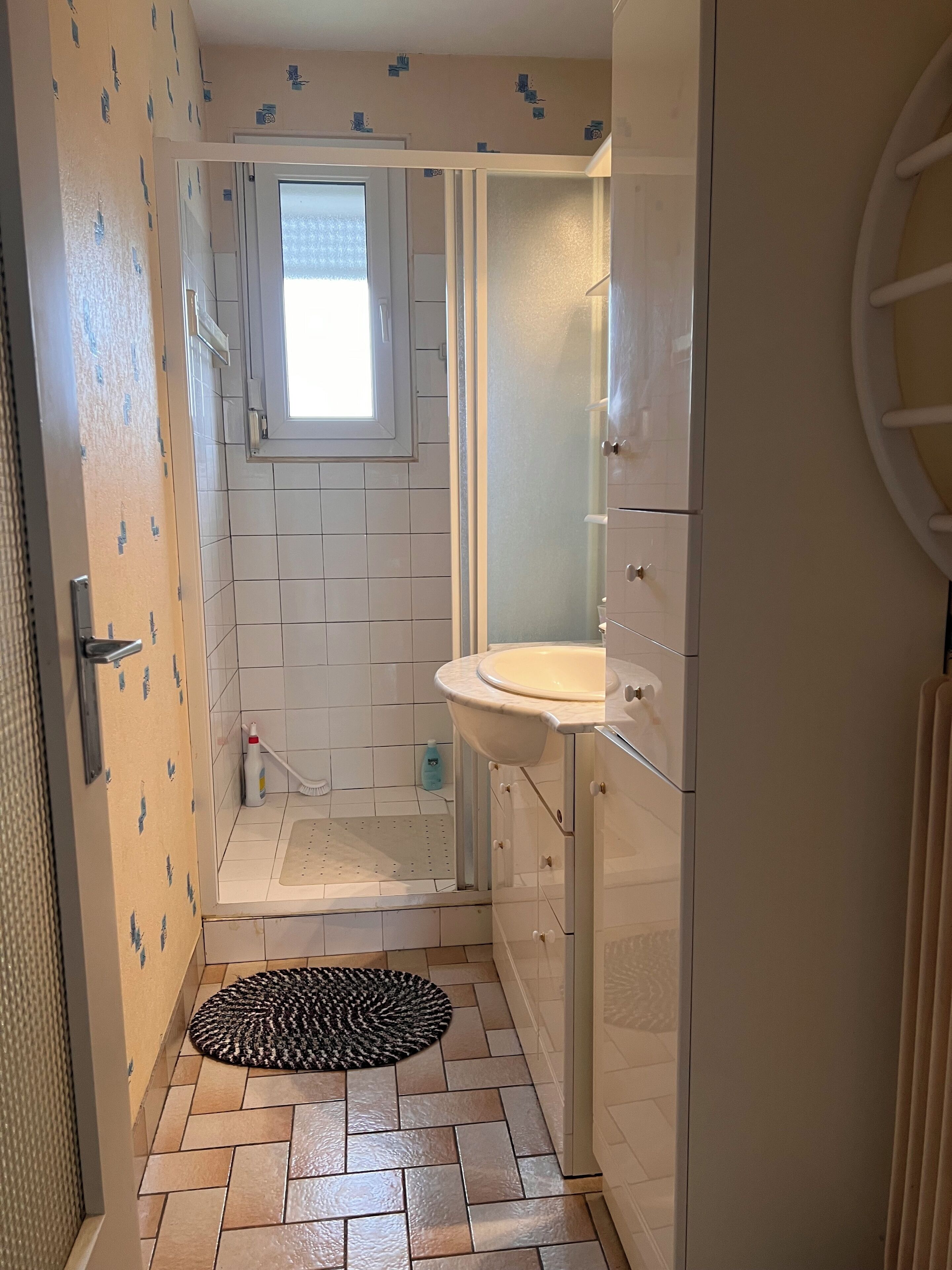 Handtücher, Toilettenpapier