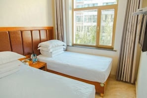 Room - Wulate Hotel (Urad Front Banner)