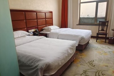 Wulate Hotel