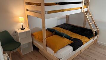 2 bedrooms, iron/ironing board, travel crib, internet