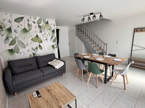 Dining - Maison du Colombier (Essarts-en-Bocage)
