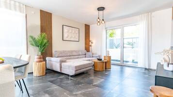 Smart TV, video games, DVD player, stereo