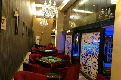 Xuanhan Haoyuan Business Hote