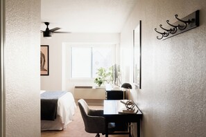 1 bedroom, desk, iron/ironing board, free WiFi