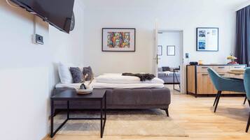 2 Schlafzimmer, Schreibtisch, Bügeleisen/Bügelbrett, kostenloses WLAN