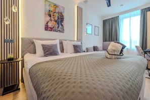 2 bedrooms, desk, iron/ironing board, free WiFi