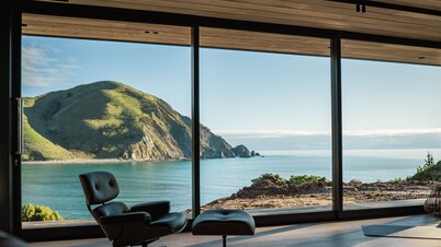 A luxury stay on Island Paradise, a very special property with stunning ocean views