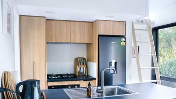 Frigorífico y tostadora