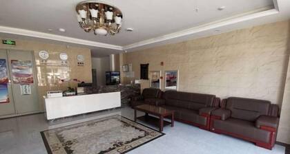 Zihao Hotel (Hunchun Yifen)