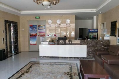 Zihao Hotel (Hunchun Yifen)