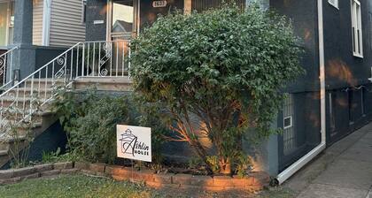 Charming 3-BR home on a cobblestone street near the Lake Michigan lakefront.
