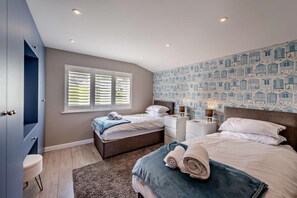 2 Schlafzimmer, Bügeleisen/Bügelbrett, Reisekinderbett, kostenloses WLAN